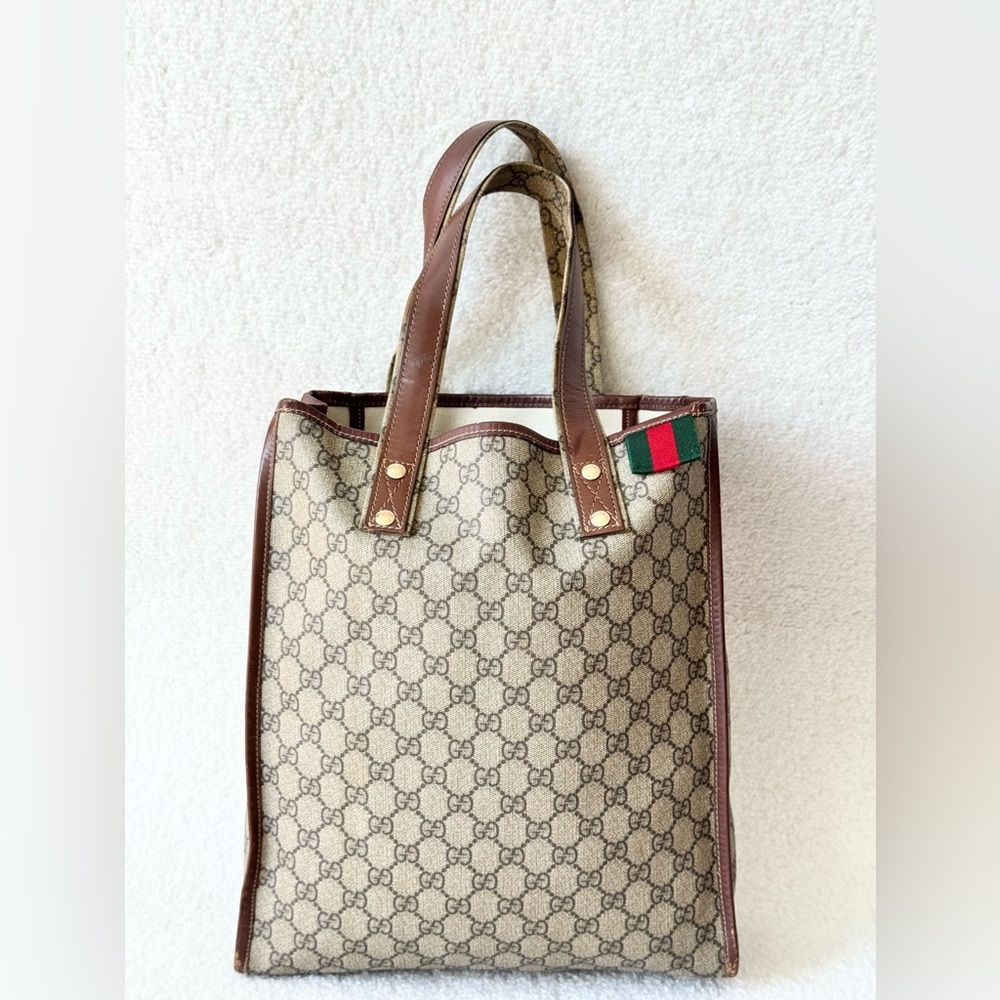 Gucci monogram bag